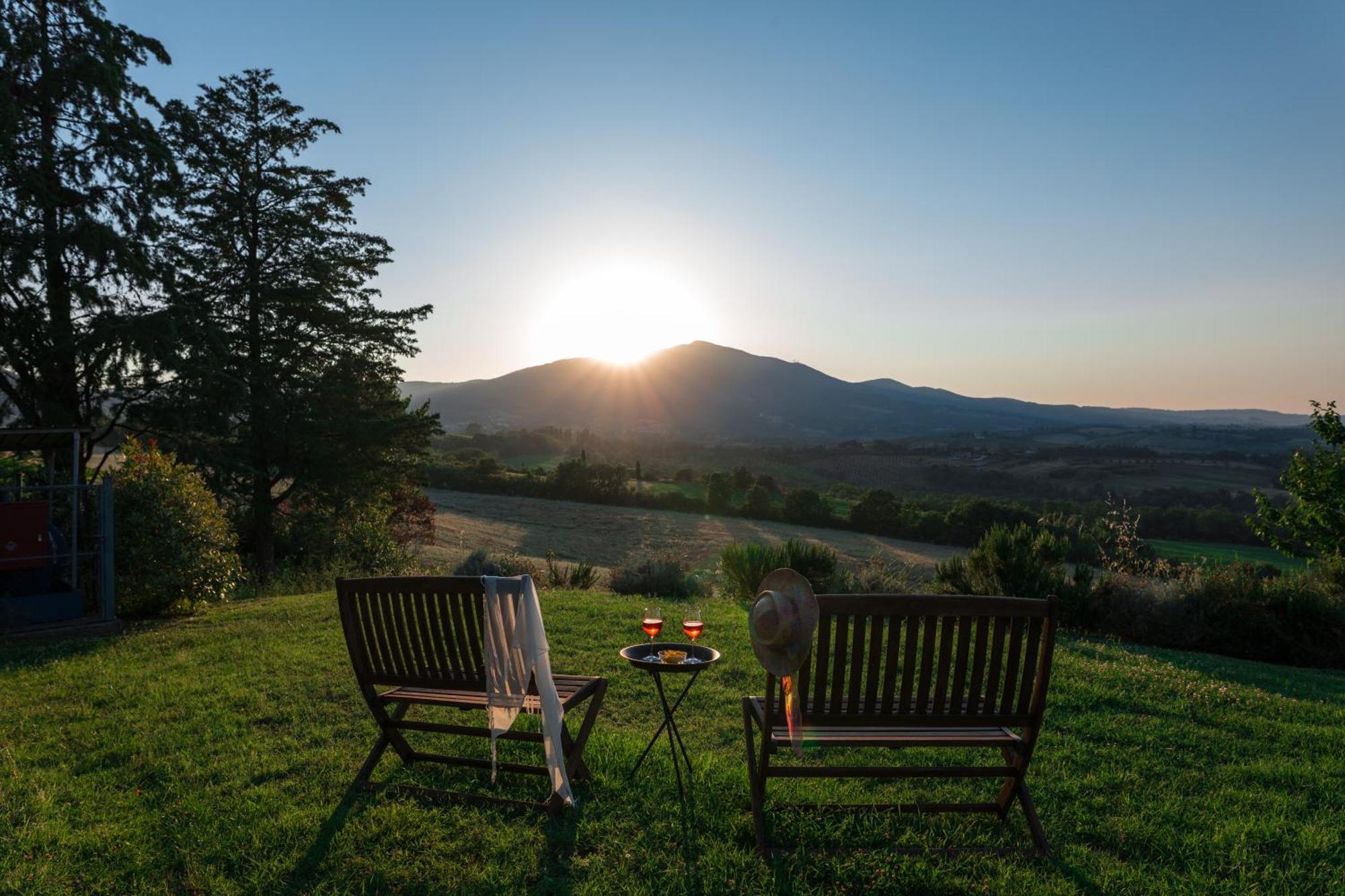 Agriturismo Spazzavento Palazzone Exterior photo